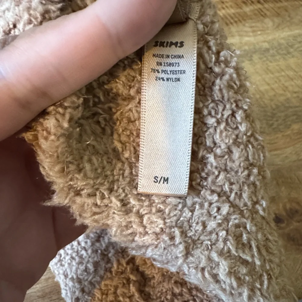 Skims Cozy knit lounge Cozy Sherpa Crop Halter bra Top open back tie NWT